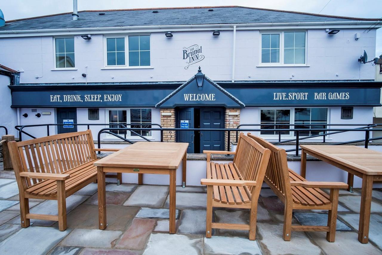 Brunel Inn Солташ Екстериор снимка