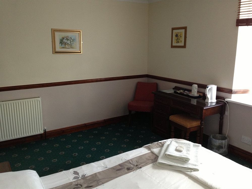 Brunel Inn Солташ Екстериор снимка